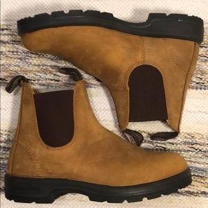 Blundstone 550 Chelsea boots